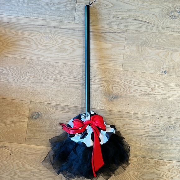 Girls Polka Dot Witch Costume (5 piece set including shoes) - Picture 5 of 8